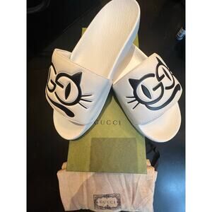 GUCCI Pursuit Logo Slide in Mystic White - Cat Pursuit Slides W/COA